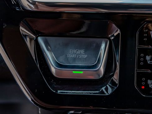 Used 2026 GMC Sierra 3500 Denali Ultimate image 23