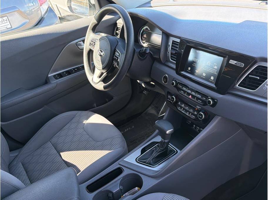 Used 2019 Kia Niro LX FWD image 6