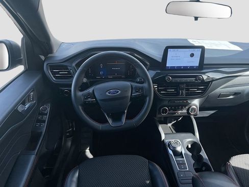 Used 2023 Ford Escape ST-Line w/ Equipment Group 301A FWD image 21