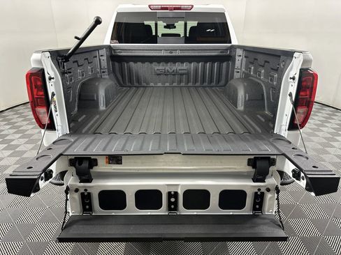 New 2025 GMC Sierra 1500 Elevation w/ Elevation Premium Package image 18