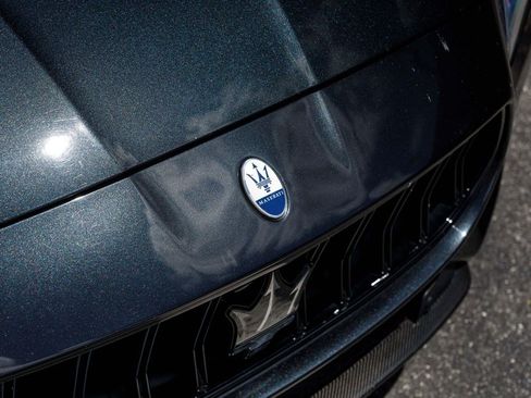Used 2022 Maserati Quattroporte Trofeo RWD image 49