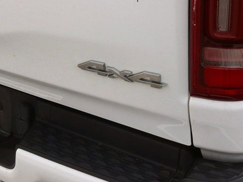 Used 2020 RAM 1500 Laramie image 10