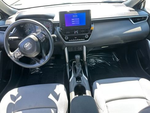 Used 2024 Toyota Corolla Cross AWD Hybrid image 18
