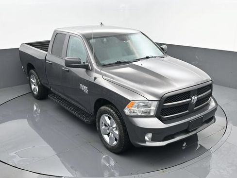 Used 2019 RAM 1500 Express w/ Express Value Package AWD/4WD image 18