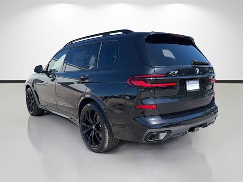 New 2027 BMW X7 xDrive40i w/ M Sport Package AWD/4WD image 5