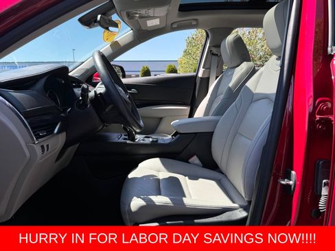 Used 2023 Cadillac XT4 Premium Luxury AWD/4WD image 11
