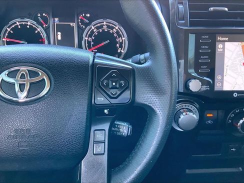 Used 2022 Toyota 4Runner TRD Off-Road Premium image 23