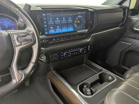 Used 2024 Chevrolet Silverado 3500 High Country w/ Technology Package AWD/4WD image 13