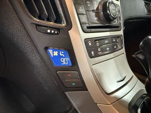 Used 2013 Cadillac CTS AWD Coupe image 17