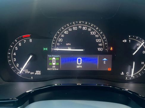 Used 2017 Cadillac XT5 Luxury image 28