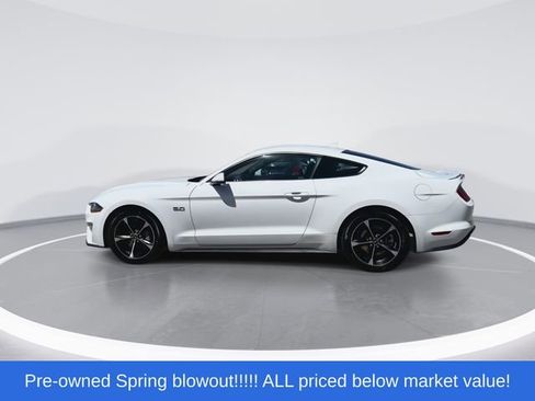 Used 2022 Ford Mustang GT RWD image 5