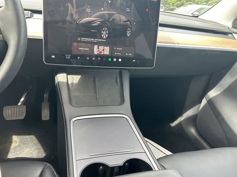 Used 2023 Tesla Model Y Long Range AWD/4WD image 20