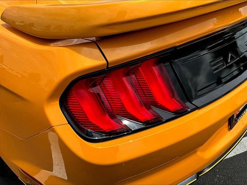 Used 2022 Ford Mustang GT w/ Equipment Group 301A RWD image 22