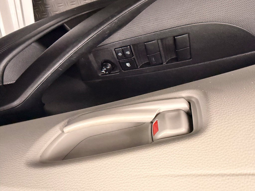 Used 2023 Toyota Corolla LE w/ Carpet Mat Package (TMS) FWD image 14
