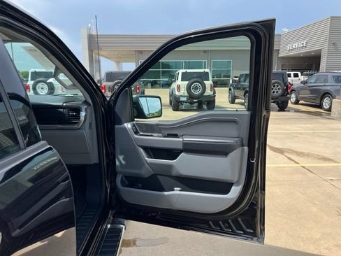 Used 2025 Ford F150 XLT w/ Equipment Group 301A Standard AWD/4WD image 33