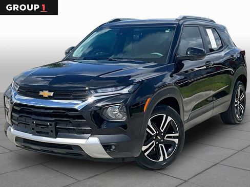 Used 2023 Chevrolet TrailBlazer LT FWD image 1