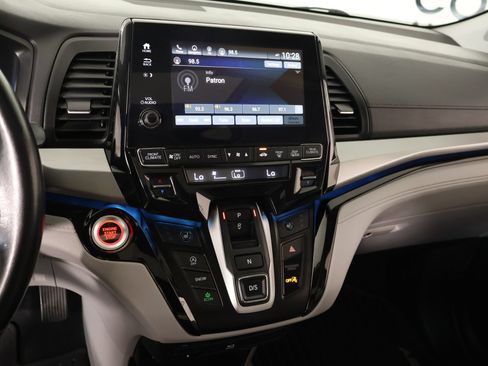 Used 2021 Honda Odyssey Touring image 5
