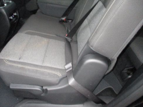 Used 2025 GMC Acadia Elevation image 11