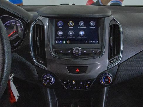 Used 2019 Chevrolet Cruze LS w/ LS Convenience Package image 4