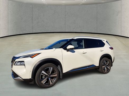 Used 2023 Nissan Rogue Platinum w/ Platinum Premium Package image 9