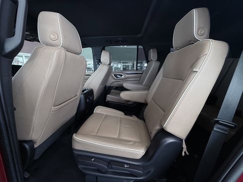 Used 2023 Chevrolet Tahoe Premier w/ Premium Package 2 image 17