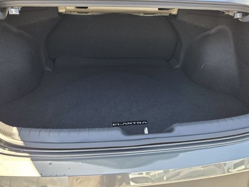 Certified 2025 Hyundai Elantra SEL w/ Cargo Package FWD image 14