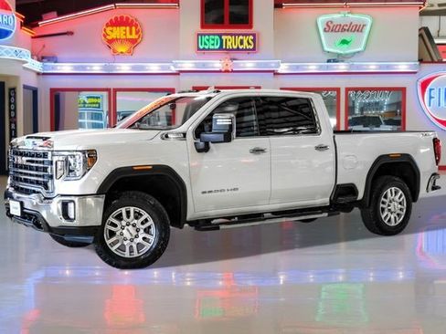 Used 2021 GMC Sierra 2500 SLT w/ SLT Premium Package image 2
