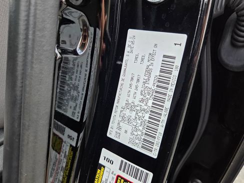 Used 2024 Toyota Tacoma SR5 RWD image 17