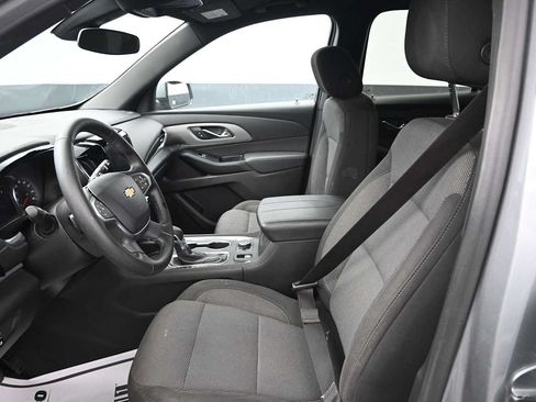 Used 2023 Chevrolet Traverse LT FWD image 22