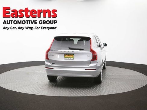 Used 2022 Volvo XC90 T5 Momentum AWD/4WD image 40