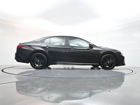Used 2025 Toyota Camry SE FWD image 31