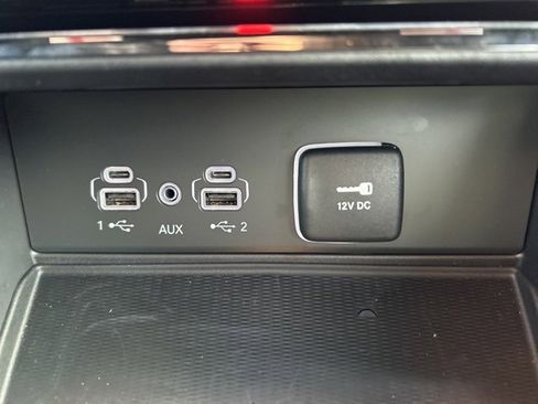 Used 2025 Jeep Grand Cherokee L Altitude image 28