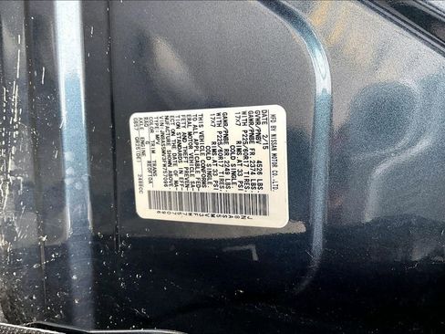 Used 2015 Nissan Rogue S w/ Convenience Package image 6