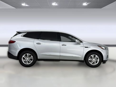 Used 2020 Buick Enclave Essence w/ Sound and Sites Package FWD image 8
