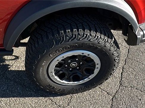 Certified 2022 Ford Bronco Badlands image 25