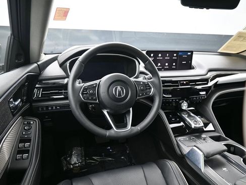 Used 2024 Acura MDX SH-AWD w/ Advance Package image 12