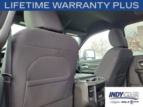 New 2026 RAM 3500 Big Horn AWD/4WD image 15