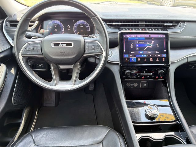 Used 2022 Jeep Grand Cherokee L Limited RWD image 27