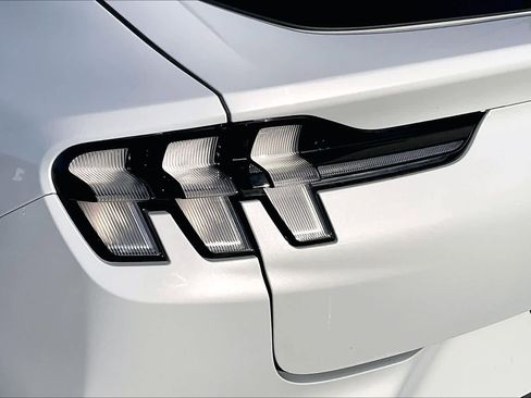 Used 2021 Ford Mustang Mach-E Select w/ Comfort/Technology Package image 23