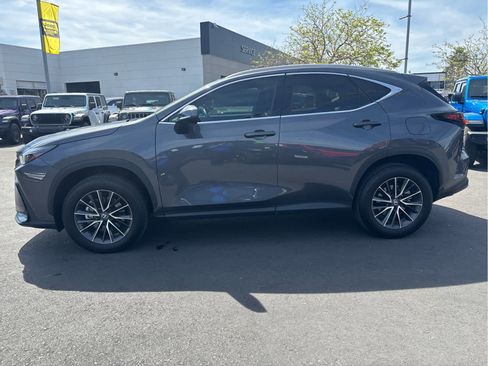 Used 2024 Lexus NX 250 FWD w/ Towing Package (2000 Lbs) image 8