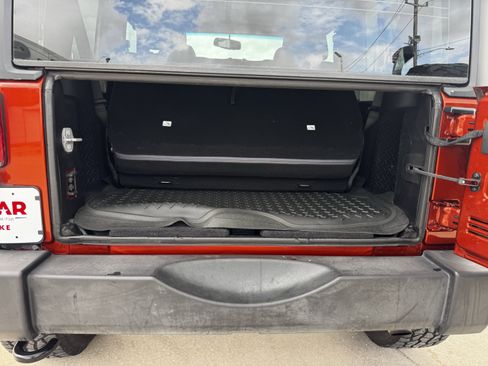 Used 2014 Jeep Wrangler Sport w/ Quick Order Package 24S AWD/4WD image 24