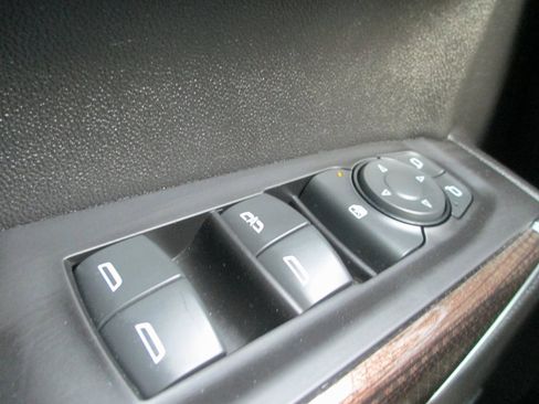 Used 2020 Chevrolet Silverado 1500 RST w/ All-Star Edition image 25