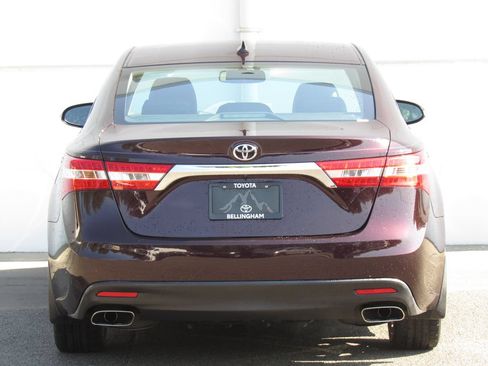 Used 2014 Toyota Avalon Limited FWD image 7