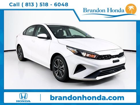 Used 2023 Kia Forte LXS FWD image 1