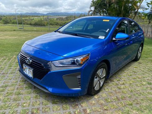Used 2018 Hyundai Ioniq Blue FWD image 3