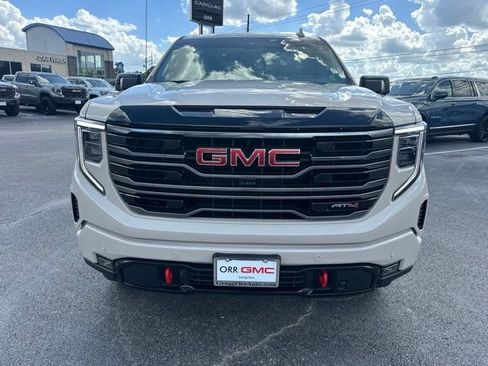 Used 2026 GMC Sierra 1500 AT4 w/ AT4 Premium Package AWD/4WD image 7