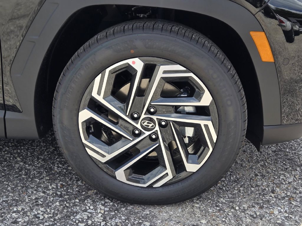 New 2026 Hyundai Tucson Limited FWD image 3