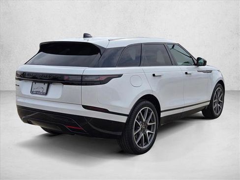 New 2026 Land Rover Range Rover Velar Dynamic SE image 2
