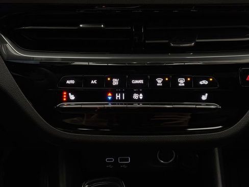 New 2026 Buick Envista Avenir image 25