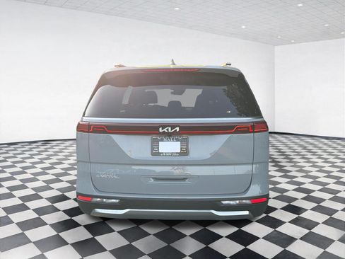 Used 2024 Kia Carnival SX Prestige FWD image 5